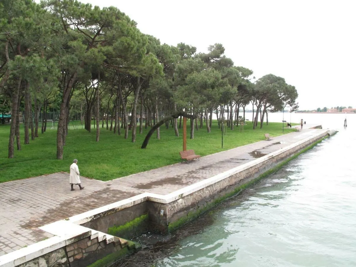 The Other Serenissima Venice 0*,